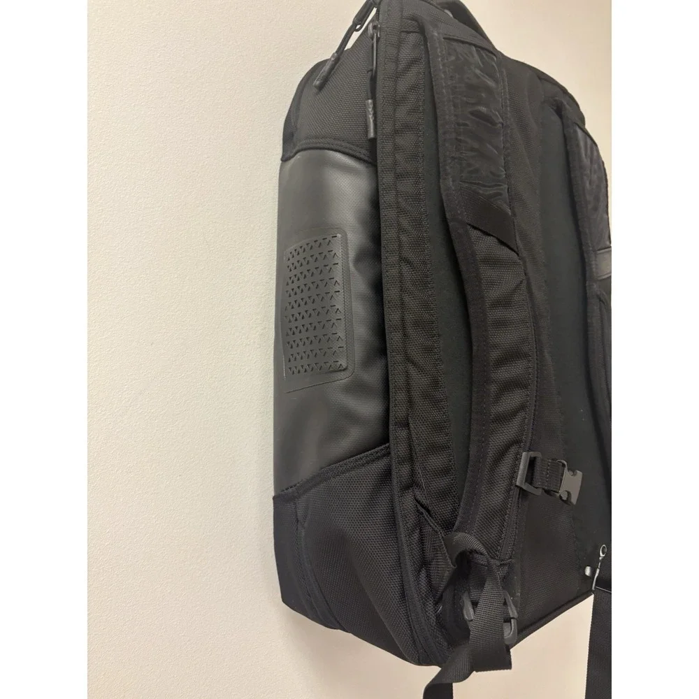 The North Face Refractor Black Heavy Duty Travel Carry On Duffel Backpack Bag
